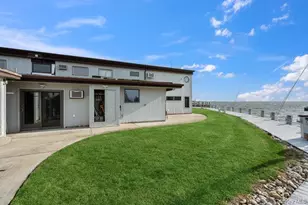 49 S Bay Ave, Amityville, NY 11701 - Photo 28