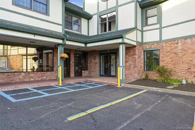 62 South Street, Oyster Bay, NY 11771 - Photo 1