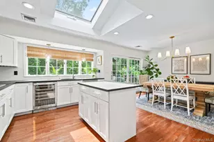 32 Hennessey Dr, Huntington, NY 11743 - Photo 6