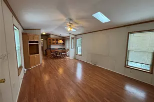 1661 Old Country Rd, Riverhead, NY 11901 - Photo 4