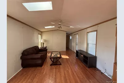 1661 Old Country Road #280, Riverhead, NY 11901 - Photo 32