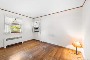 3651 Woodbridge Ln N, Wantagh, NY 11793 - Photo 16