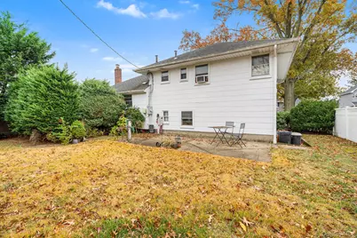 3651 Woodbridge Lane N, Wantagh, NY 11793 - Photo 24