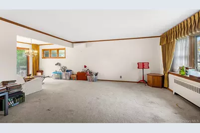 3651 Woodbridge Lane N, Wantagh, NY 11793 - Photo 6