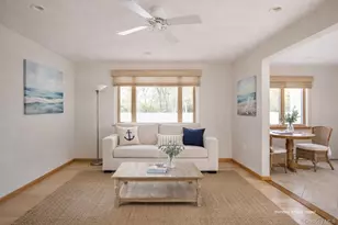 21 Woodridge Rd, Hampton Bays, NY 11946 - Photo 6