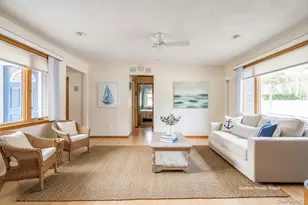 21 Woodridge Rd, Hampton Bays, NY 11946 - Photo 4