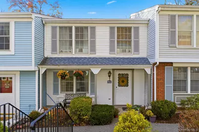 904 Kings Way #904, Carmel, NY 10512 - Photo 2