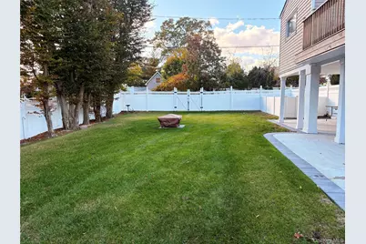 364 W 2nd Street, West Islip, NY 11795 - Photo 24