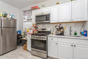 1646 Radcliff Ave, Bronx, NY 10462 - Photo 22