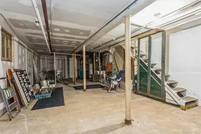 1646 Radcliff Avenue, Bronx, NY 10462 - Photo 14