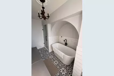 461 N Long Beach Road, Rockville Centre, NY 11570 - Photo 14