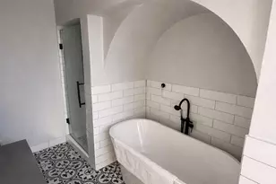 461 N Long Beach Rd, Rockville Centre, NY 11570 - Photo 14