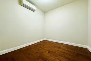 71-20 66th Pl, Glendale, NY 11385 - Photo 6