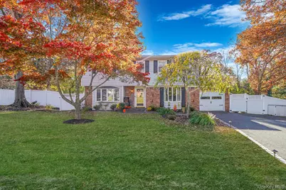 18 Ashford Drive, Ridge, NY 11961 - Photo 2