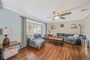 18 Ashford Dr, Ridge, NY 11961 - Photo 6