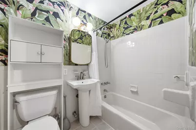 5 Birchwood Court #3N, Mineola, NY 11501 - Photo 14