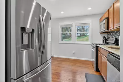 3 Georgian Drive, Stony Point, NY 10980 - Photo 12