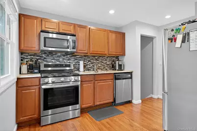 3 Georgian Drive, Stony Point, NY 10980 - Photo 10