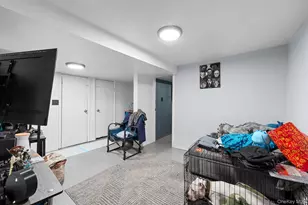 51-51 48th St, Woodside, NY 11377 - Photo 18