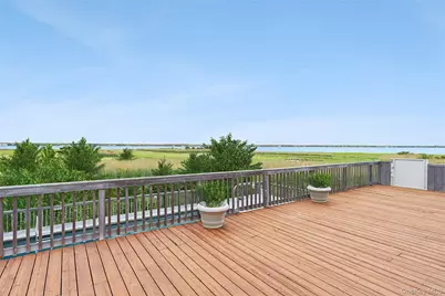 542 Dune Road, Westhampton, NY 11977 - Photo 2