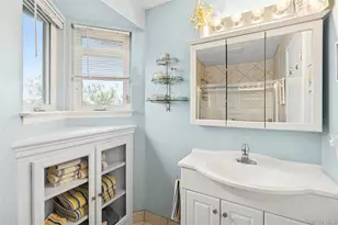 542 Dune Rd, Westhampton, NY 11977 - Photo 12