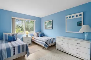 542 Dune Rd, Westhampton, NY 11977 - Photo 8