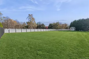 605 Gus Dr, East Marion, NY 11939 - Photo 30