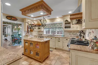 216 Asharoken Avenue, Northport, NY 11768 - Photo 16
