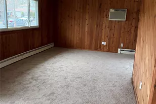 40 Pinewood Dr, Shirley, NY 11967 - Photo 4