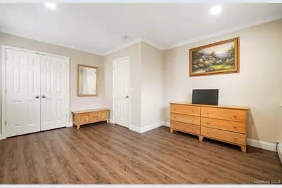 136 Edgewood Avenue, Thornwood, NY 10594 - Photo 32