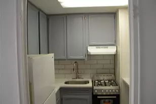 70-25 Yellowstone Blvd, Forest Hills, NY 11375 - Photo 12