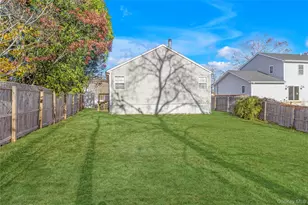 94 Baybright Dr E, Shirley, NY 11967 - Photo 16