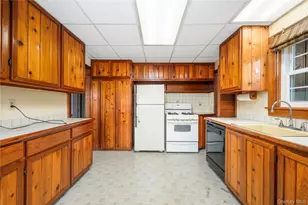 46 Entrance Way, Mahopac, NY 10541 - Photo 8