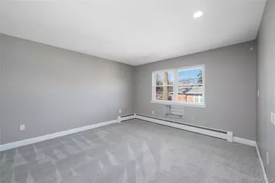 250 Beechwood Avenue #23B, Poughkeepsie, NY 12601 - Photo 8