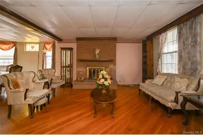 84-23 90 Street, Woodhaven, NY 11421 - Photo 4