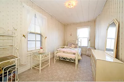 84-23 90 Street, Woodhaven, NY 11421 - Photo 16