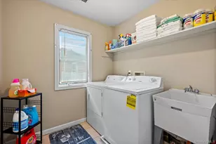 2261 Willow St, Wantagh, NY 11793 - Photo 14