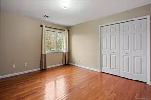 2261 Willow St, Wantagh, NY 11793 - Photo 16