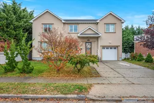 2261 Willow St, Wantagh, NY 11793 - Photo 2