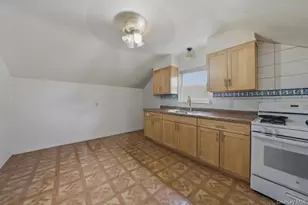 11 Woodbine St, Yonkers, NY 10704 - Photo 18