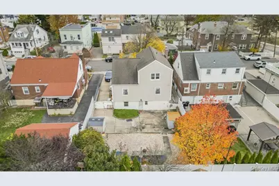 11 Woodbine Street, Yonkers, NY 10704 - Photo 34