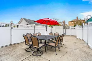 151-35 20th Rd, Whitestone, NY 11357 - Photo 14