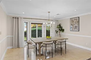 709 Demott Ct, Westbury, NY 11590 - Photo 8