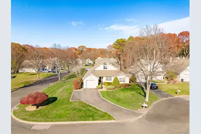 19 Saddlebrook Court, Middle Island, NY 11953 - Photo 26