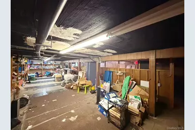 192-11 Union Tpke, Fresh Meadows, NY 11366 - Photo 12