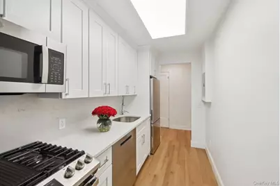 18 Palmer Avenue #6, Bronxville, NY 10708 - Photo 1