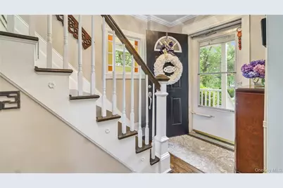 16 Clement Street, Glen Cove, NY 11542 - Photo 12