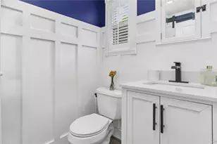 16 Clement St, Glen Cove, NY 11542 - Photo 24