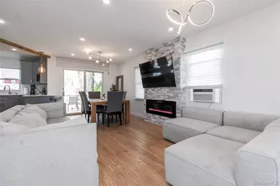 34 Avondale Street, Valley Stream, NY 11581 - Photo 4