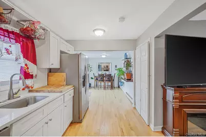 13 Poplar Street, Central Islip, NY 11722 - Photo 14